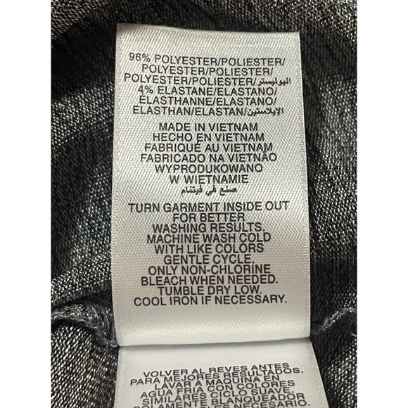 Jones New York Signature Cold Shoulder Metallic Grey Knit Top Size S NWT - Picture 13 of 15